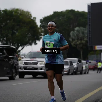 Runner Photo 8936548