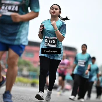 Runner Photo 8936557