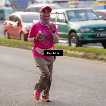 Runner Photo 8936658