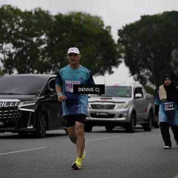 Runner Photo 8936676