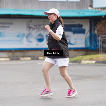 Runner Photo 8936695
