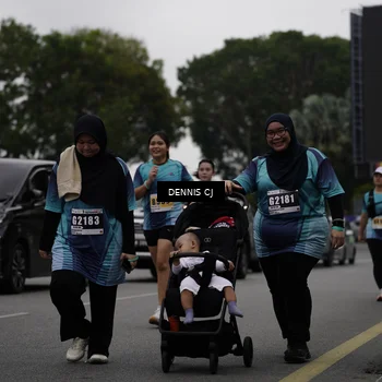 Runner Photo 8936716