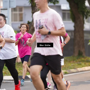 Runner Photo 8936731