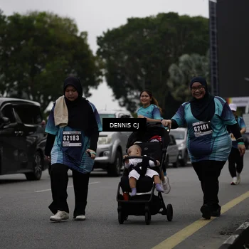 Runner Photo 8936736