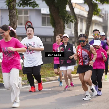 Runner Photo 8936746