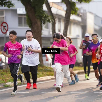 Runner Photo 8936747