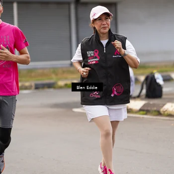 Runner Photo 8936768