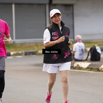 Runner Photo 8936770