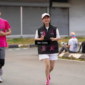 Runner Photo 8936774