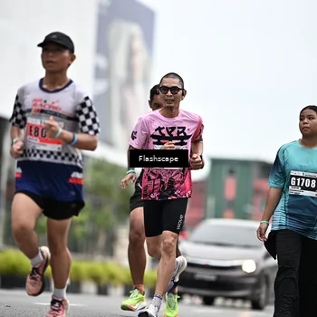 Runner Photo 8936791