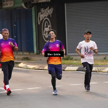 Runner Photo 8936831