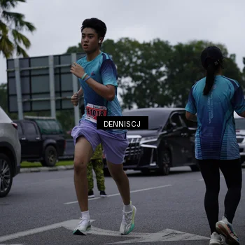 Runner Photo 8936856