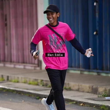 Runner Photo 8936871