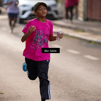 Runner Photo 8936883