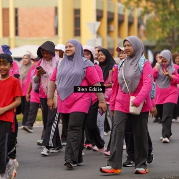 Runner Photo 8937058