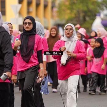 Runner Photo 8937070