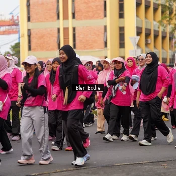 Runner Photo 8937071