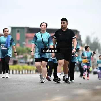 Runner Photo 8937076