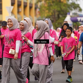 Runner Photo 8937083