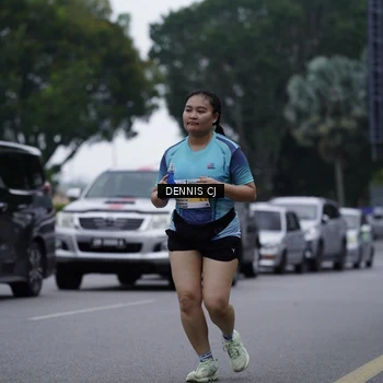 Runner Photo 8937118