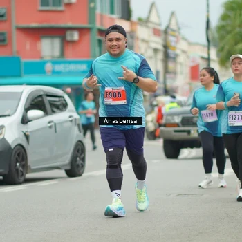 Runner Photo 8937141