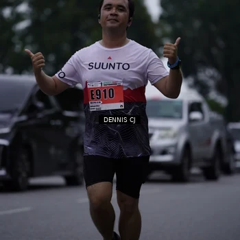 Runner Photo 8937142