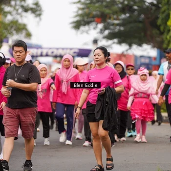 Runner Photo 8937171