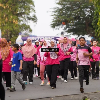 Runner Photo 8937179