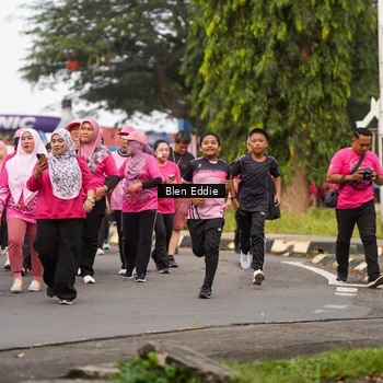 Runner Photo 8937184