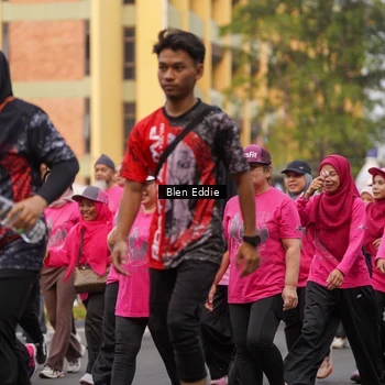 Runner Photo 8937196