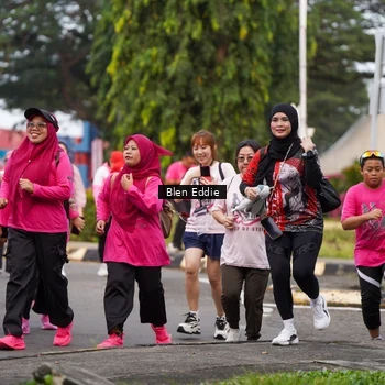 Runner Photo 8937202