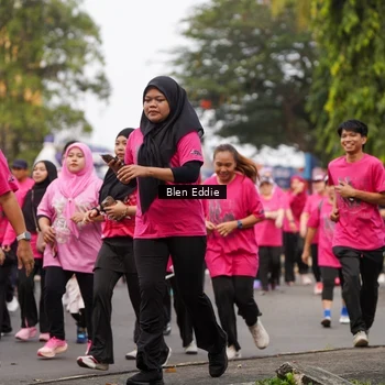 Runner Photo 8937216