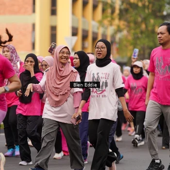Runner Photo 8937224