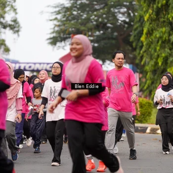 Runner Photo 8937231