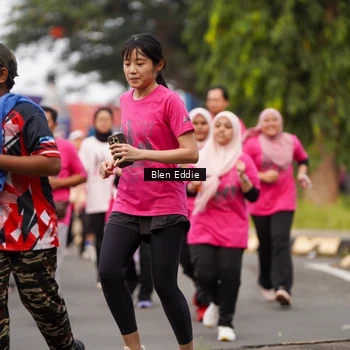 Runner Photo 8937236