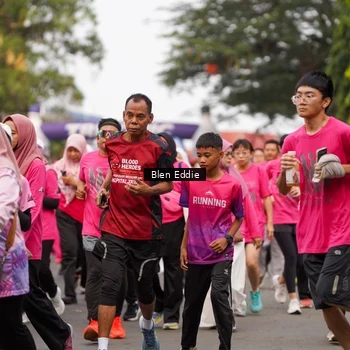 Runner Photo 8937246