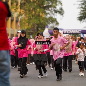 Runner Photo 8937259
