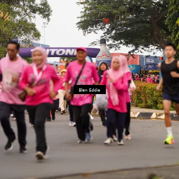 Runner Photo 8937273