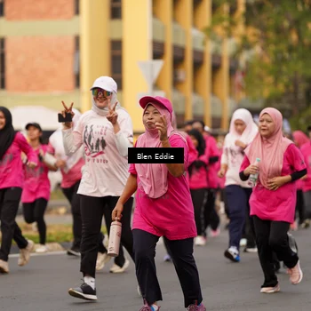 Runner Photo 8937276