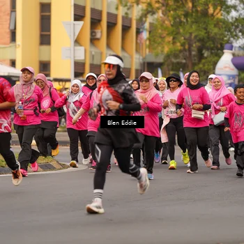Runner Photo 8937305