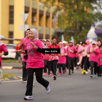 Runner Photo 8937311