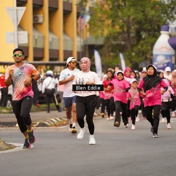 Runner Photo 8937332