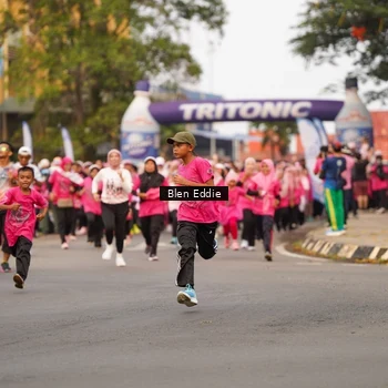 Runner Photo 8937333
