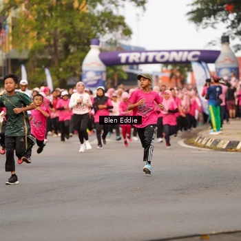 Runner Photo 8937361