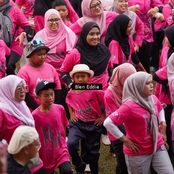 Runner Photo 8937384