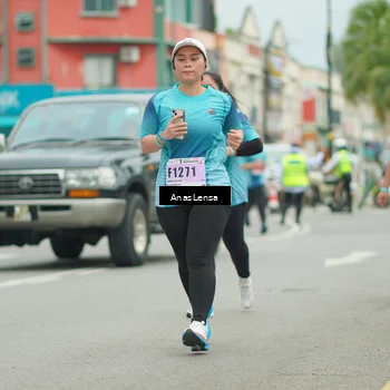 Runner Photo 8937431