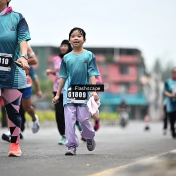 Runner Photo 8937433