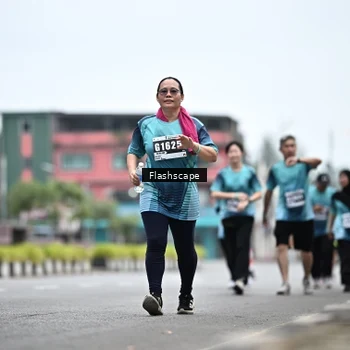 Runner Photo 8937456