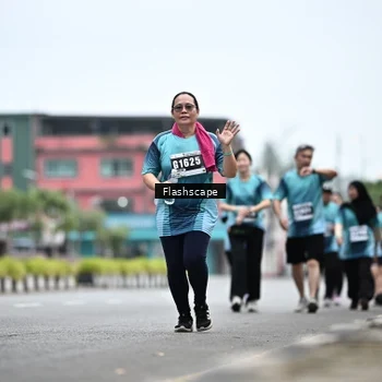 Runner Photo 8937458