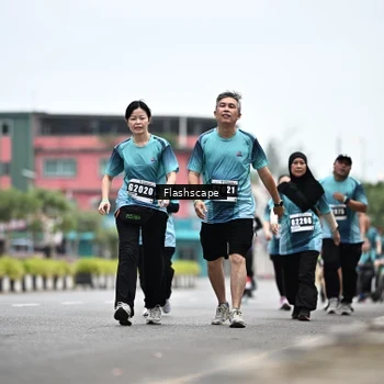 Runner Photo 8937480